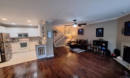699 Ascot Drive Photo