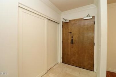 Charming Newly Listed Wilshire Palace Condominium Located at 3855 Ingraham Street #204