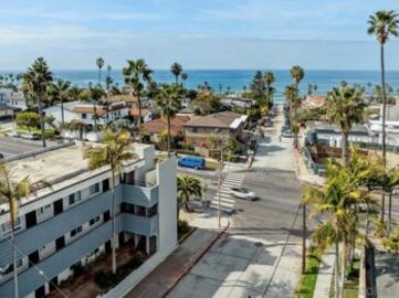 Terrific Fontaine Bleu Condominium Located at 415 Gravilla Street #21 was Just Sold