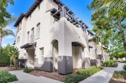 Extraordinary Agave Townhouse Located at 1621 Sagebrush Court #194 was Just Sold