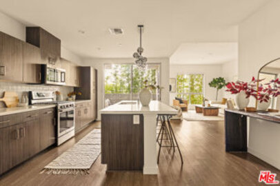 Spectacular Via Marina Tahiti Condominium Located at 4140 Glencoe Avenue #306 was Just Sold