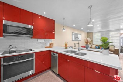 5951 Canterbury Drive #20 Photo