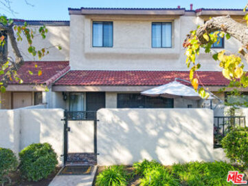 Extraordinary Encino Village Townhouse Located at 6021 Lindley Avenue #11 was Just Sold