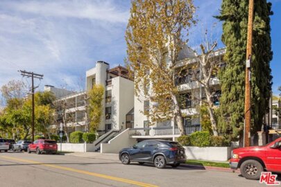 15325 Magnolia Boulevard #108 Photo