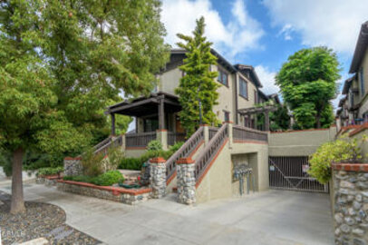 Phenomenal Alpine Western Villa Townhouse Located at 322 Alpine Street #3 was Just Sold