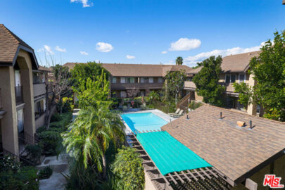 14821 Sherman Way #12 Photo