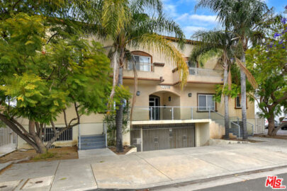 14315 Magnolia Boulevard #101 Photo