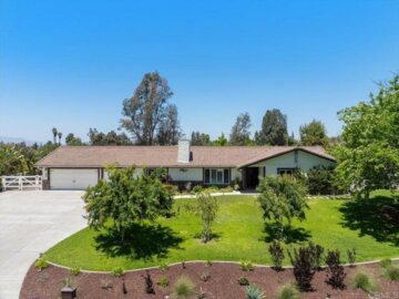 31158 Del Rey Road Photo