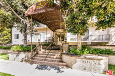 Beautiful Newly Listed Wilshire Selby East Condominium Located at 10747 Wilshire Boulevard #1105