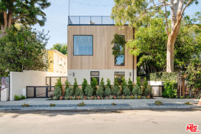 611 Broadway Street Photo