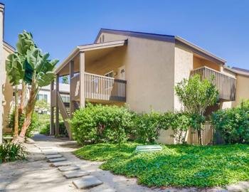 Charming Villa La Jolla Condominium Located at 3056 Via Alicante #N was Just Sold