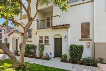 Fabulous Newly Listed Cascada Townhouse Located at 3122 Via Puerta