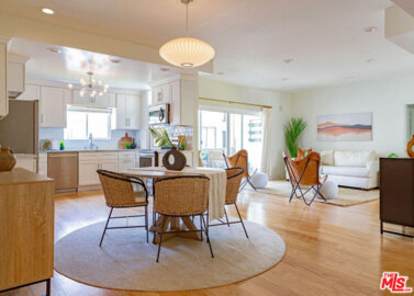 1228 N La Cienega Boulevard #205 Photo