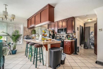 1284 Holly Avenue Photo