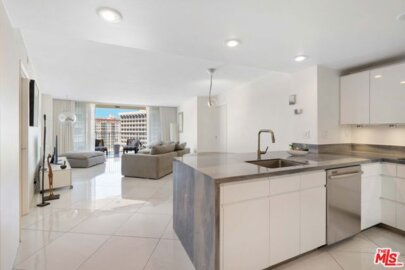 700 E Ocean Boulevard #1501 Photo