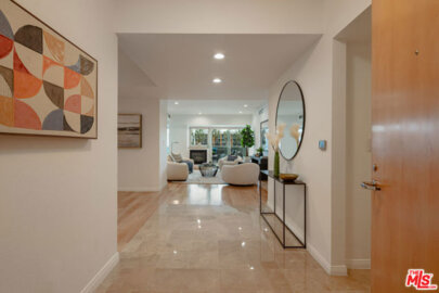 13600 Marina Pointe Drive #304 Photo