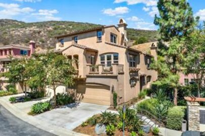 Elegant Newly Listed Westridge Townhouse Located at 1320 Sky Ridge Court