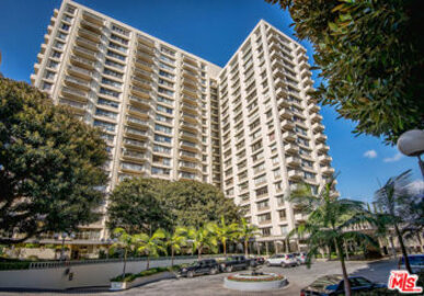 Phenomenal Century Park East Condominium Located at 2160 Century Park East #410 was Just Sold