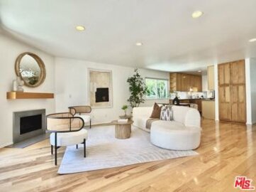 Terrific Bay Blue Vista Condominium Located at 2016 Euclid Street #15 was Just Sold