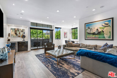 235 S Reeves Drive #101 Photo