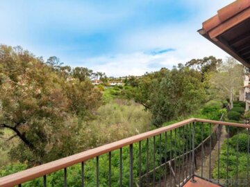 2822 Winthrop Avenue Photo