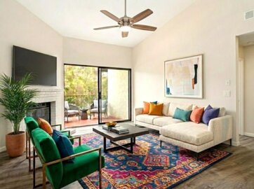 2822 Winthrop Avenue Photo