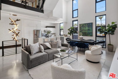 1037 N Laurel Avenue #19 Photo