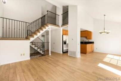 Elegant Pinecrest Townhouse Located at 5470 Baltimore Drive #8 was Just Sold