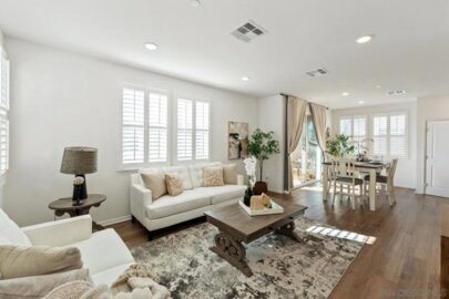 2328 Columba Gln Photo