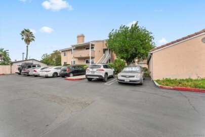 1075 N Escondido Boulevard #209 Photo
