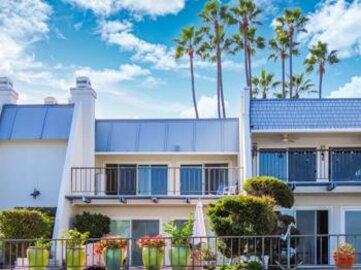 Magnificent Newly Listed Coronado Cays Condominium Located at 38 Antigua Court