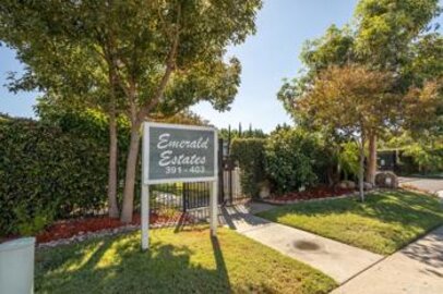 Gorgeous Newly Listed Emerald Estates Condominium Located at 403 Emerald Avenue #8
