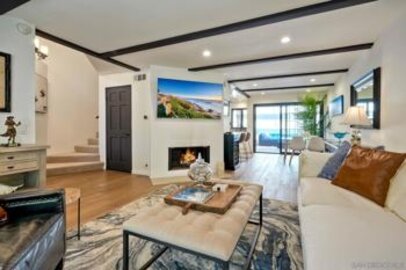 Charming Villas Mallorca Townhouse Located at 8666 Villa La Jolla Drive #4 was Just Sold