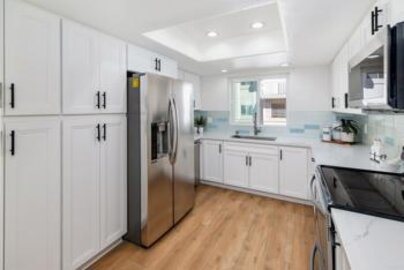 Outstanding La Jolla Village Park Townhouse Located at 4094 Mahaila Avenue #B was Just Sold