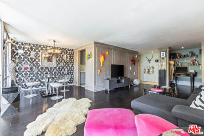 848 N Kings Road #102 Photo