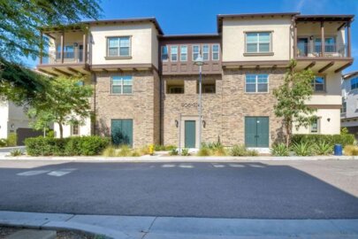 912 Slate Street Photo