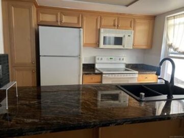 Marvelous Menlo Village Condominium Located at 4222 Menlo #9 was Just Sold