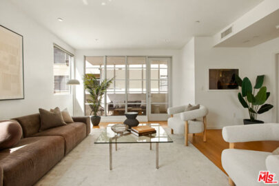 8265 Fountain Avenue #302 Photo