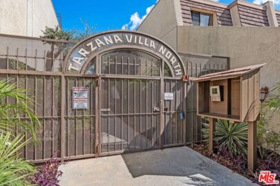 18415 Collins Street #F Photo