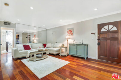 4610 Densmore Avenue #105 Photo