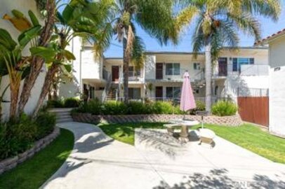 Amazing La Hacienda Condominium Located at 3783 Wilson Avenue #A was Just Sold