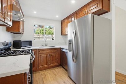 5130 N River Rd Unit B Photo