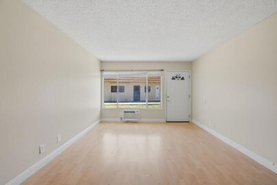 2012 E Mission Avenue #11 Photo