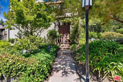 5757 Owensmouth Avenue #15 Photo