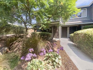 5661 Lake Park Way #4 Photo