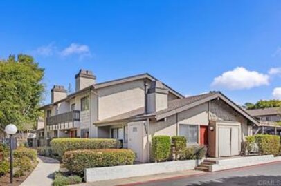 Lovely La Jolla Park Villas Condominium Located at 8356 Via Sonoma #D was Just Sold