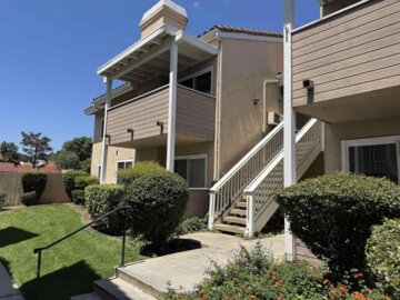 1075 N Escondido Boulevard #104 Photo