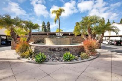 Phenomenal Villa La Jolla Condominium Located at 8536 Via Mallorca #B was Just Sold