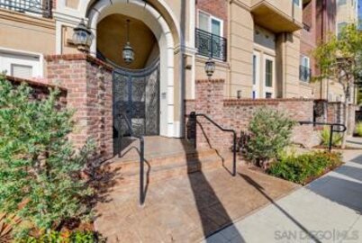 Gorgeous Cambridge Square Condominium Located at 350 Nutmeg Street #405 was Just Sold