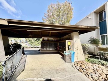 5350 Baltimore Drive #5 Photo